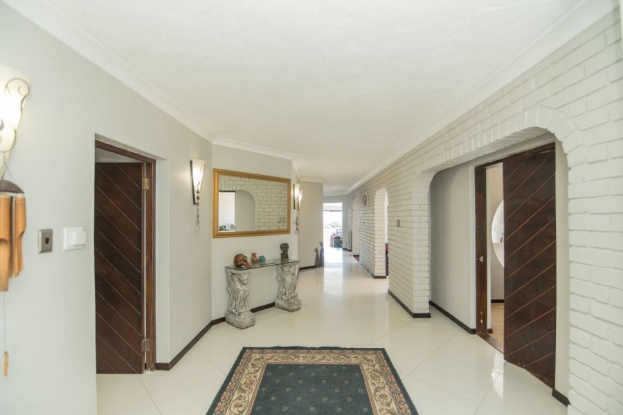 6 Bedroom Property for Sale in Walmer Heights Eastern Cape